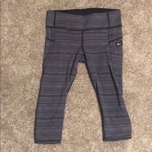 Lululemon crops. Size 8